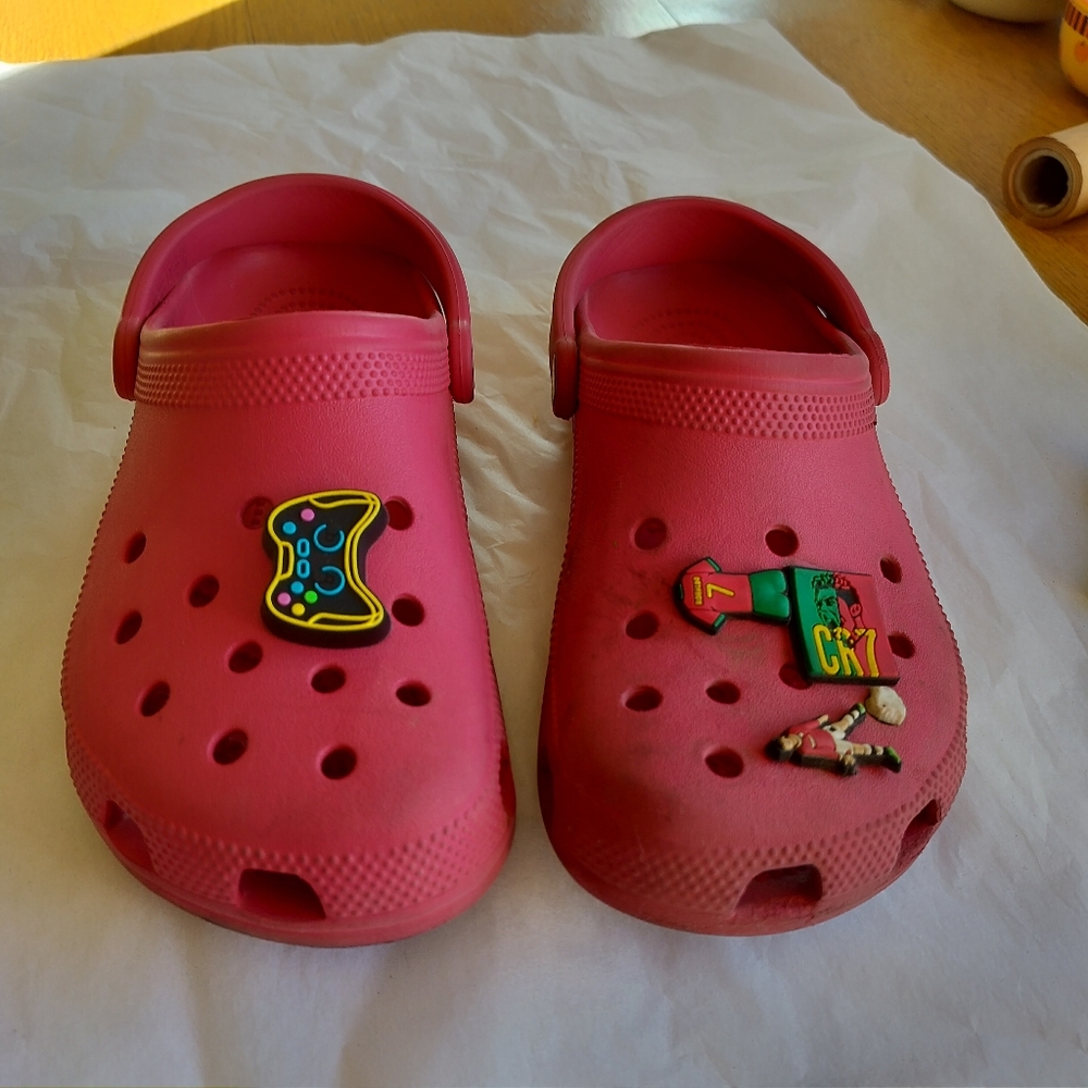 Crocs Red Clogs Size Men's 6/ Women's 8 with Soccer Charms